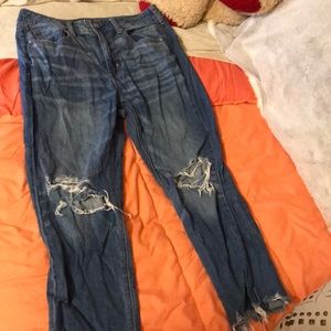 American Eagle high rise tomgirl jeans